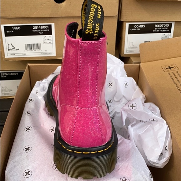 🔥 DR.MARTENS WOMENS LUANA COMBAT BOOT - PINK NWT - Picture 8 of 12